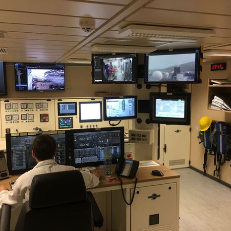  Command centre - UPSMEIER POWER SYSTEMS AG in Dietikon